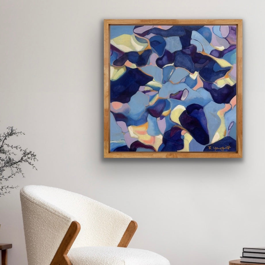 Blue-abstract-painting-in-sitting-room